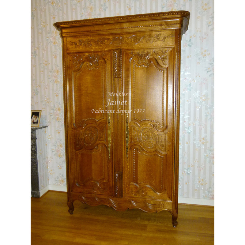 Armoire