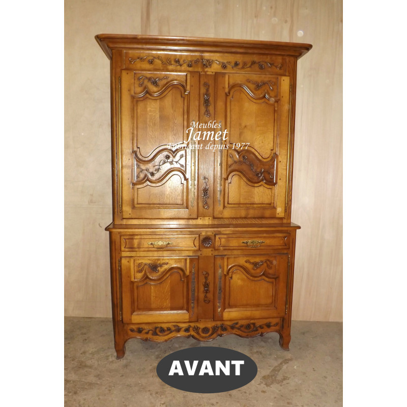 DEUX CORPS  AVANT