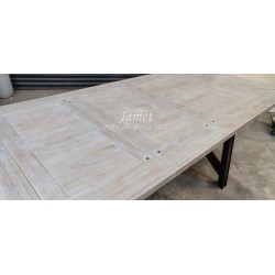 Table Style Industriel en chêne massif avec 2 allonges