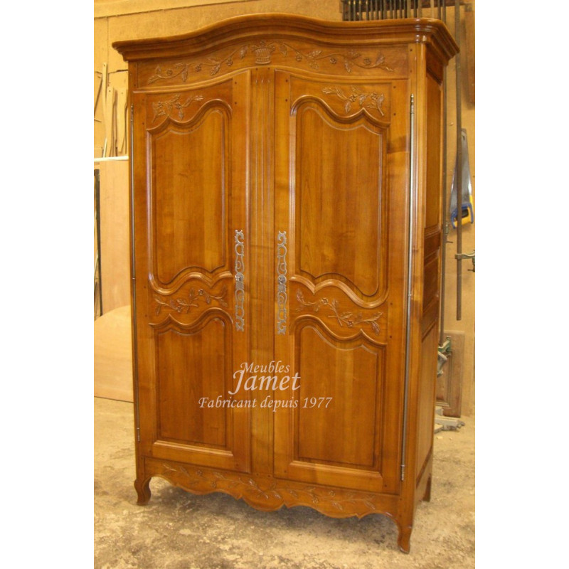 Armoire merisier 100 % massif