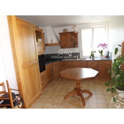 Cuisine rustique étendue en bois - MEUBLES JAMET